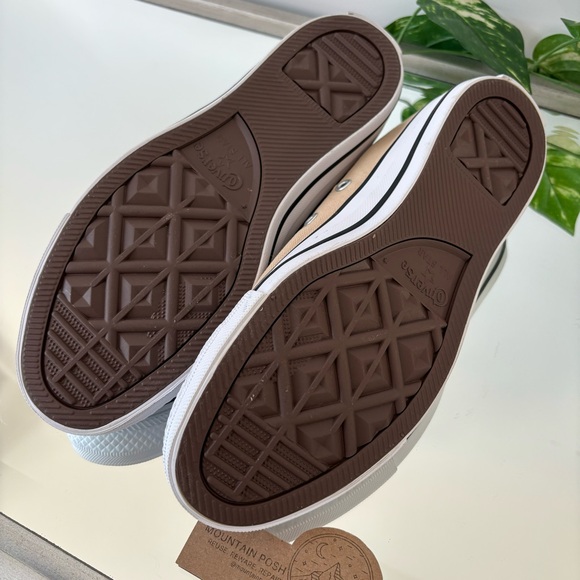 🆕 Converse | Women’s Colorblock Low-top Sneakers 7 - Picture 4 of 6